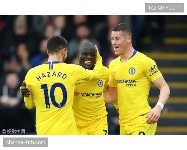 琼阿梅尼 vs 恩戈洛·坎特:防守覆盖范围与战术角色对比分析 琼阿梅尼 vs 恩戈洛·坎特:防守覆盖范围与战术角色对比分析