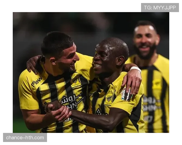 本泽马数据为何不亮眼:战术角色与终结效率分析 本泽马数据为何不亮眼:战术角色与终结效率分析