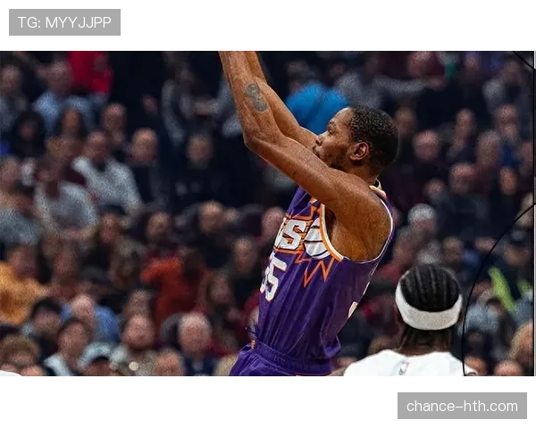 杜兰特关键单打效率超哈登，推动篮网进攻核心转型