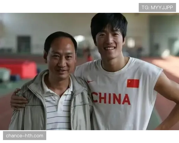 刘翔当年退赛，现在住上海顶级别墅喝下午茶